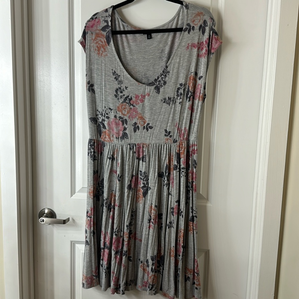 torrid Gray Floral Scoop-Neck Mini Dress with Pink Accents